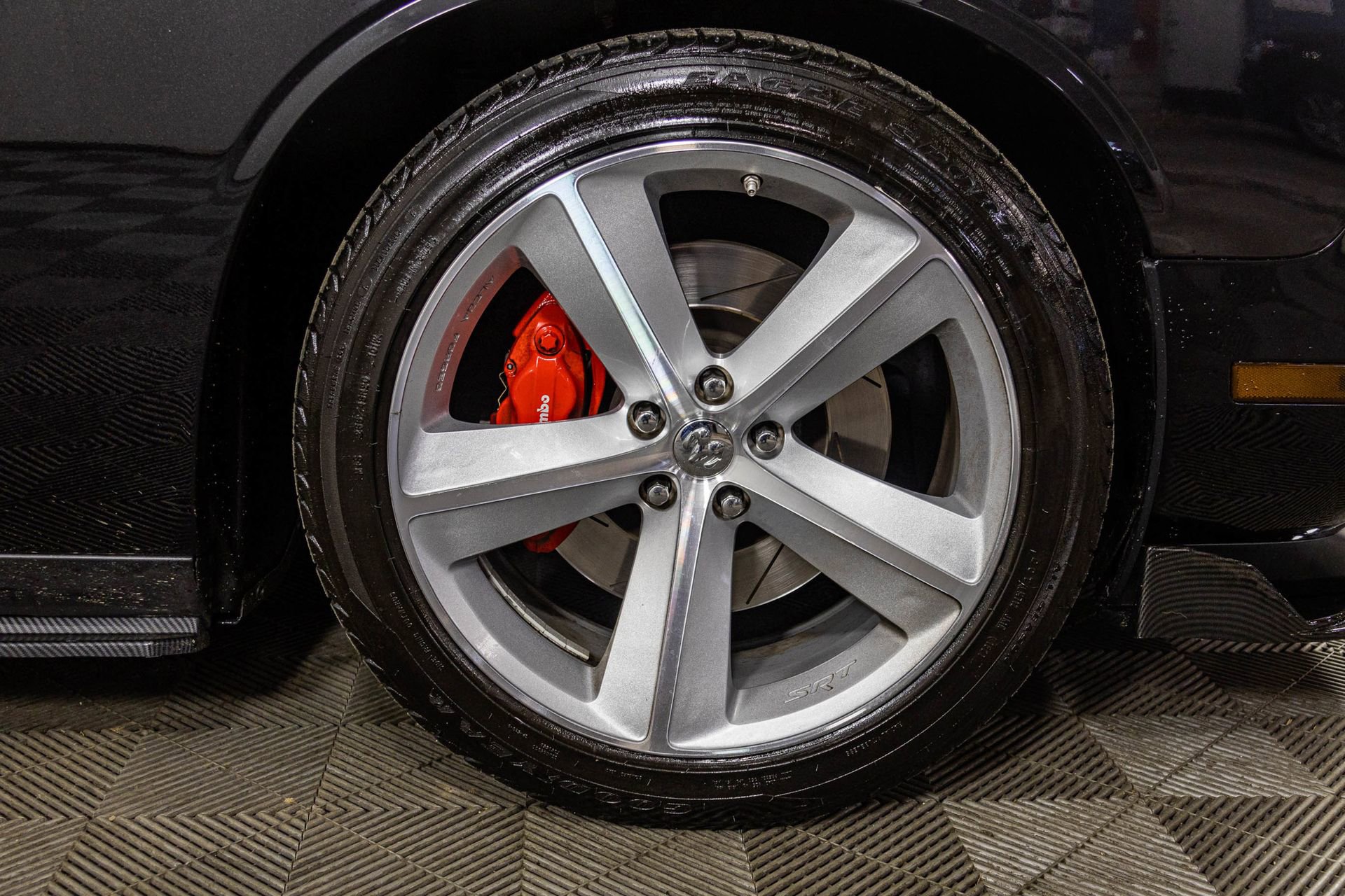 Used 2009 Dodge Challenger SRT8 w/ SRT Option Group II image 48