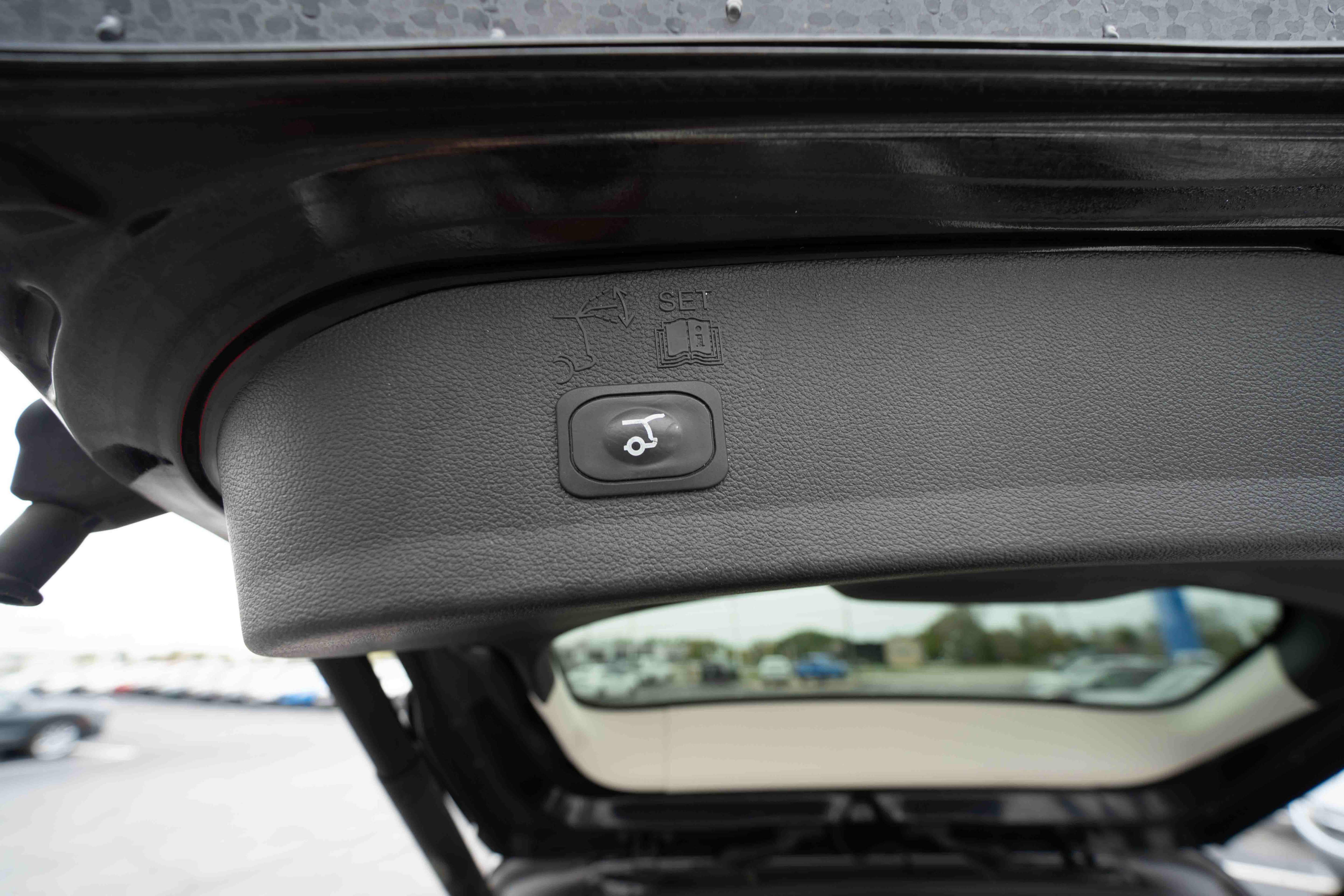 Used 2019 Ford Escape SEL AWD/4WD image 29