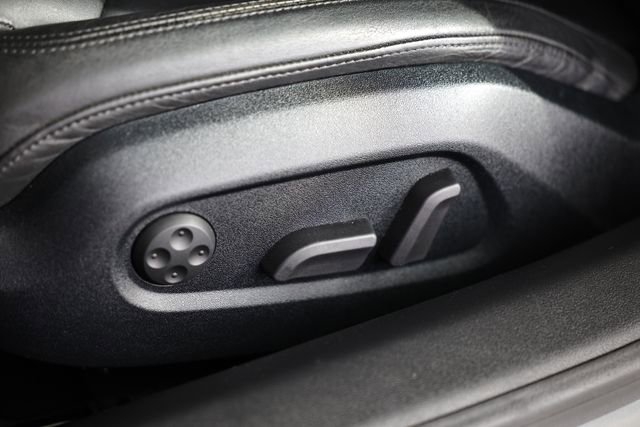 Used 2011 Audi R8 V10 AWD/4WD image 30