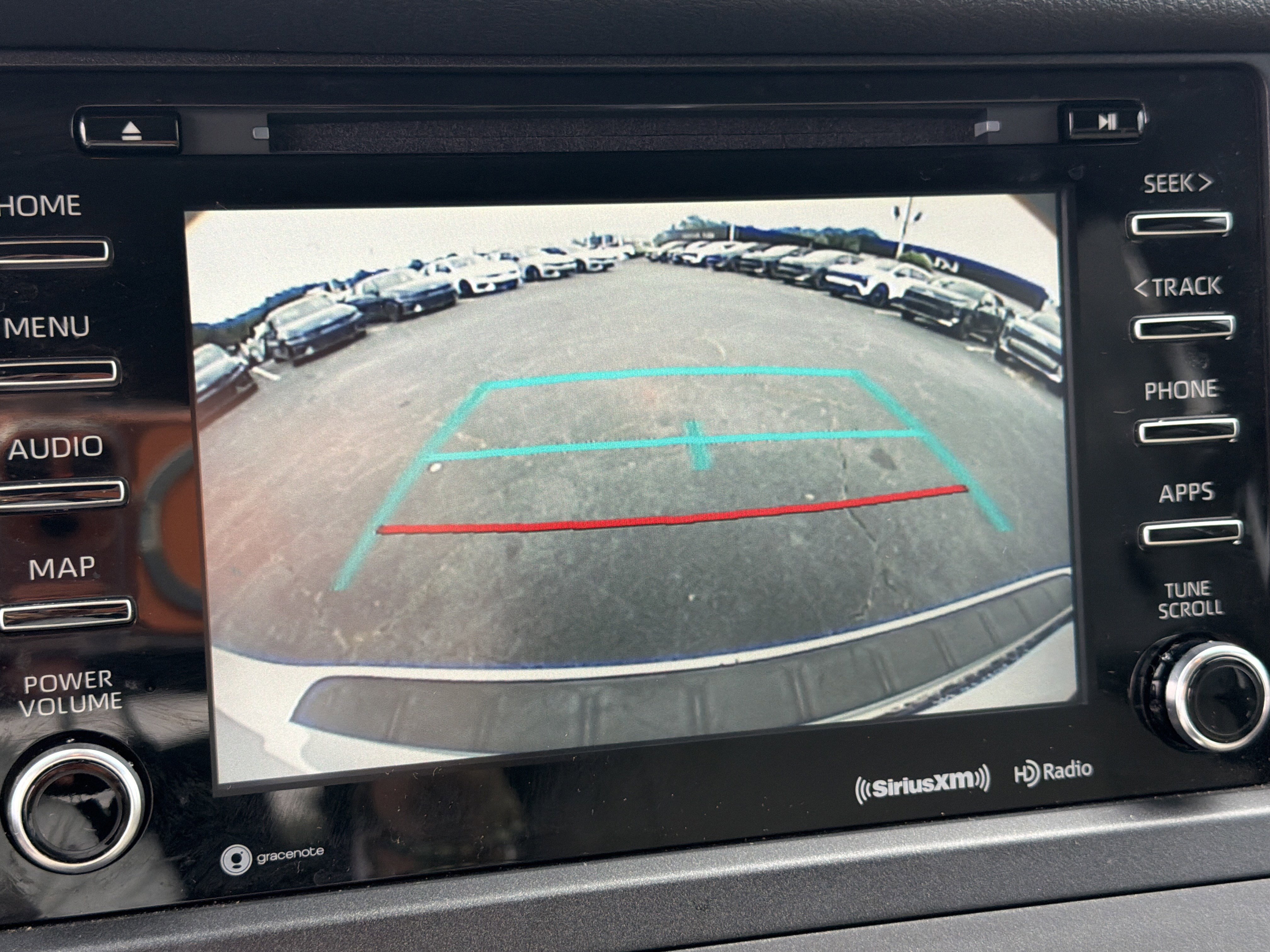 Used 2020 Toyota Sienna XLE Premium FWD image 28