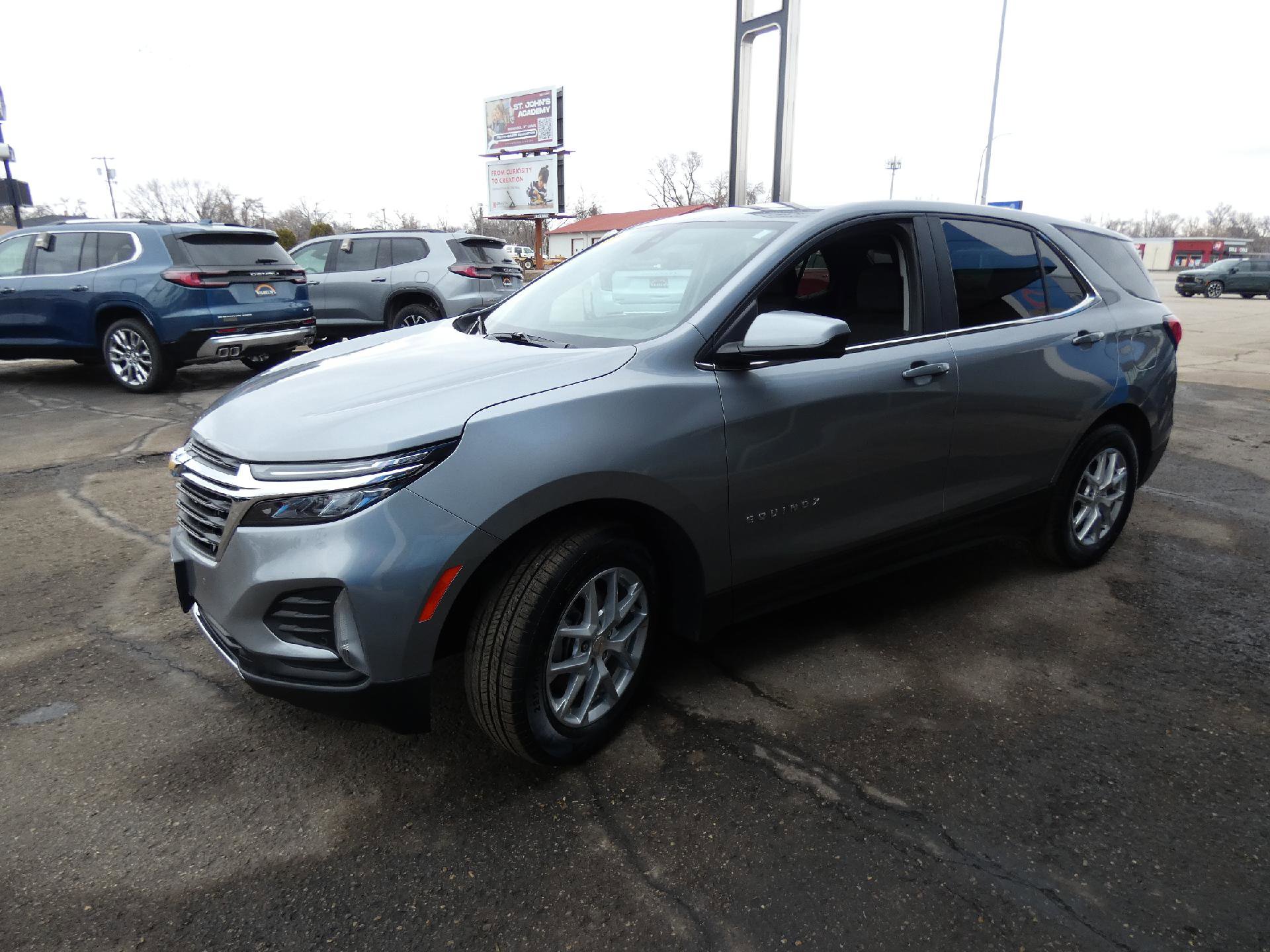 Used 2024 Chevrolet Equinox LT image 6