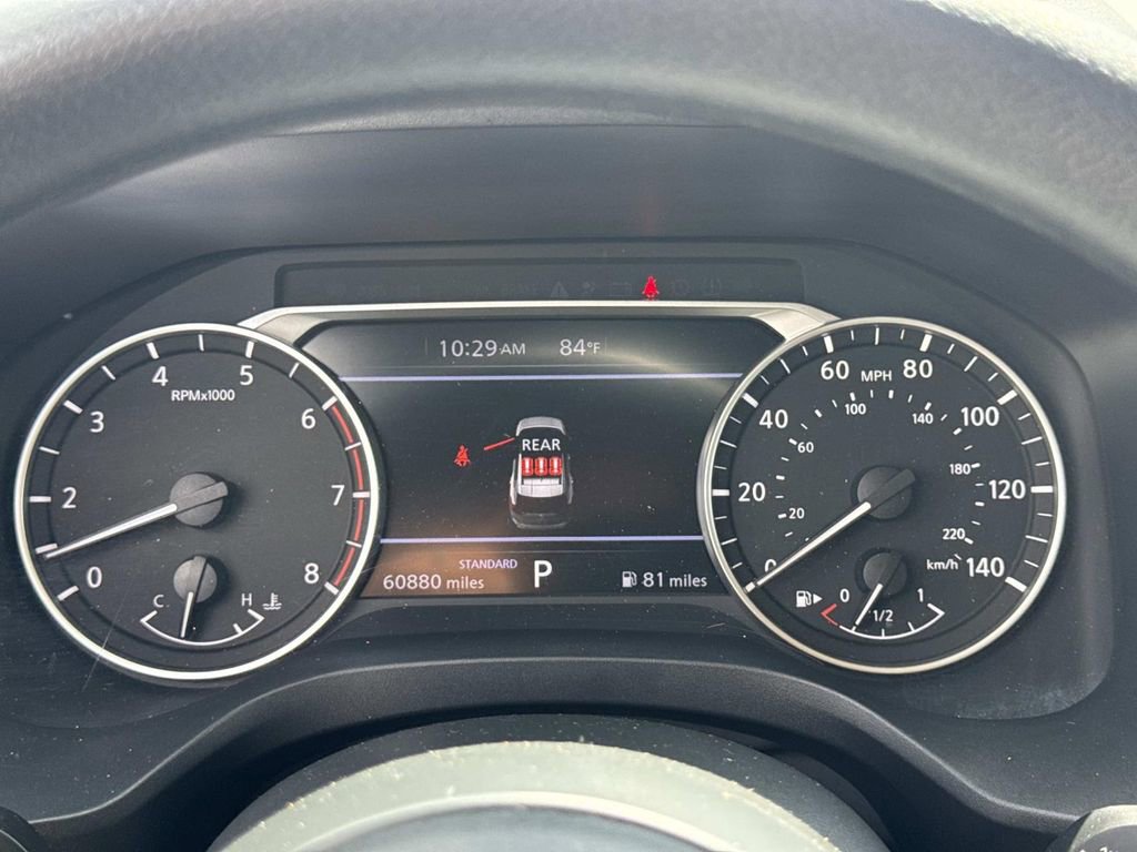 Certified 2024 Nissan Rogue SV FWD image 31