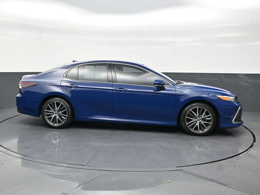 Used 2024 Toyota Camry XLE FWD image 6