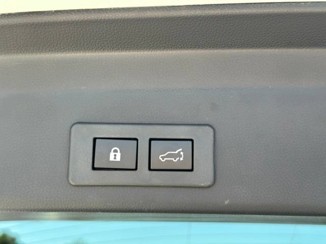 Used 2025 Subaru Ascent Touring AWD/4WD image 40