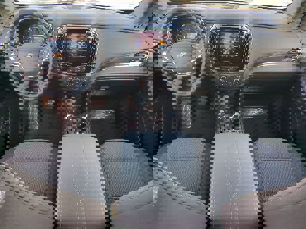 Used 2024 Chevrolet Traverse LT image 14