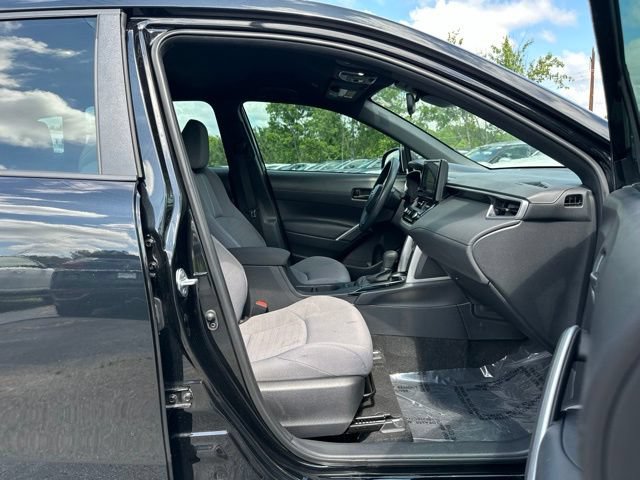Used 2024 Toyota Corolla Cross AWD Hybrid image 15