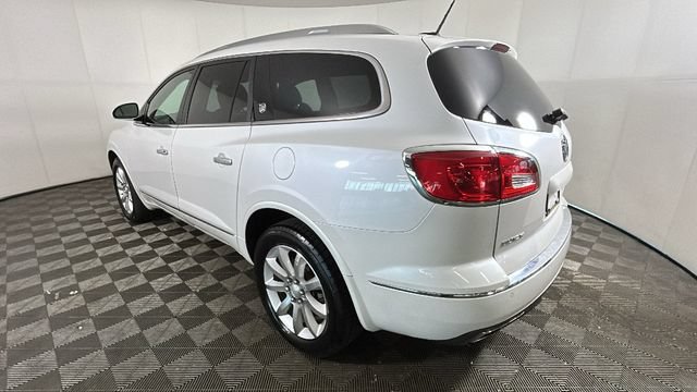 Used 2017 Buick Enclave Premium w/ Experience Buick Package FWD image 4
