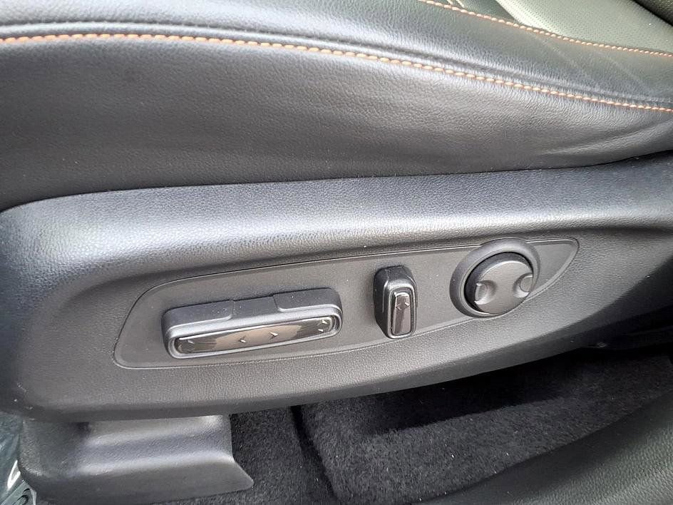 Used 2025 Honda CR-V Sport-L image 18