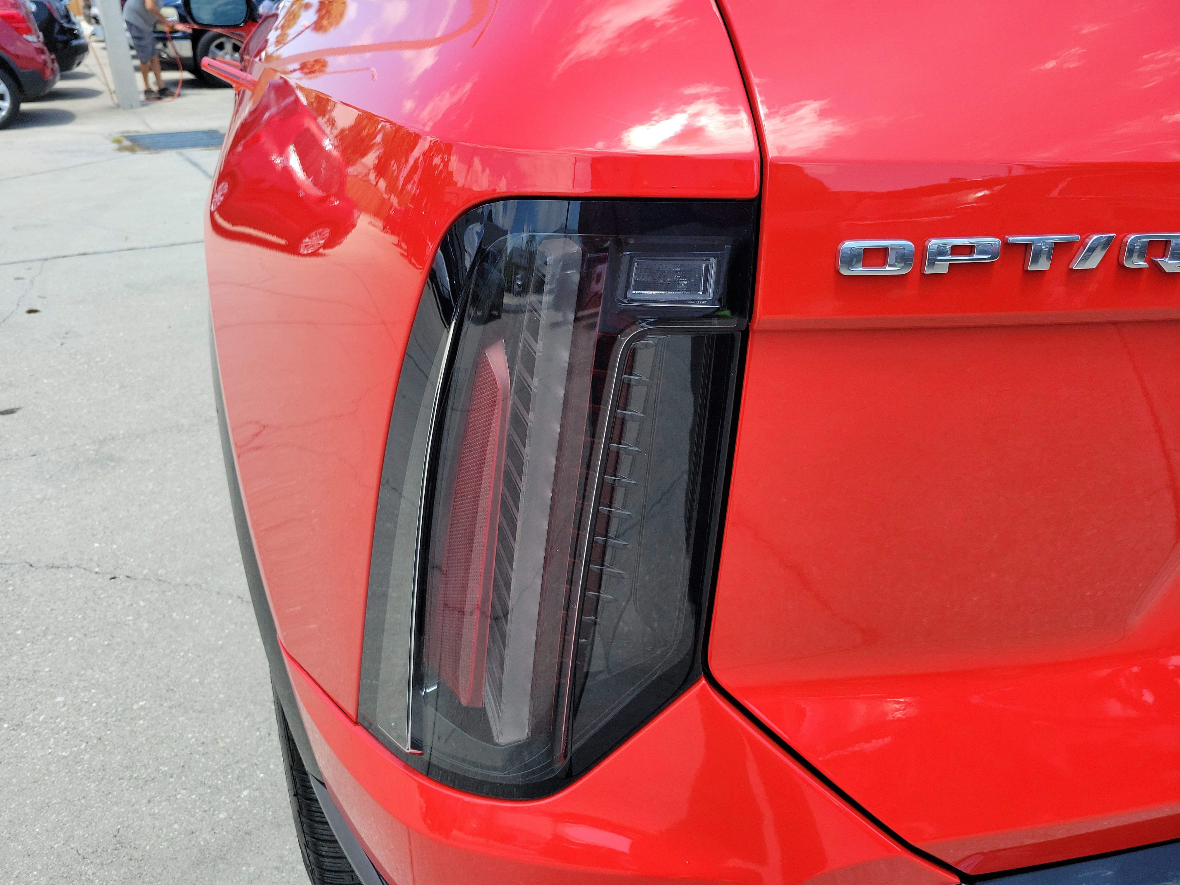 Certified 2025 Cadillac Optiq Sport 2 AWD/4WD image 10