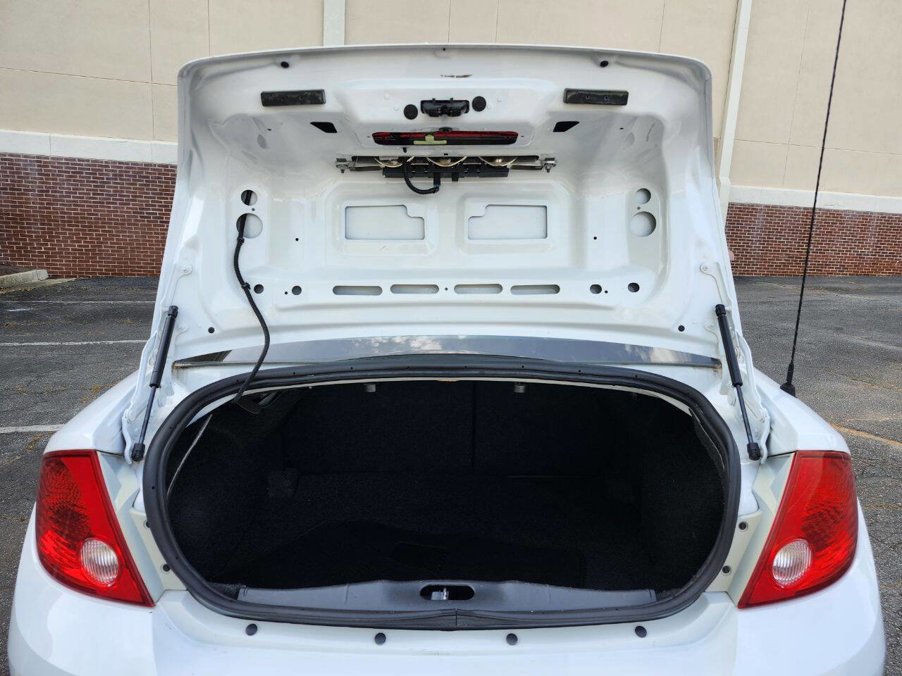 Used 2010 Chevrolet Cobalt LT w/ Preferred Equipment Group image 9