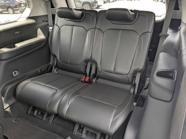 Used 2022 Jeep Grand Cherokee L Limited w/ Luxury Tech Group II RWD image 18