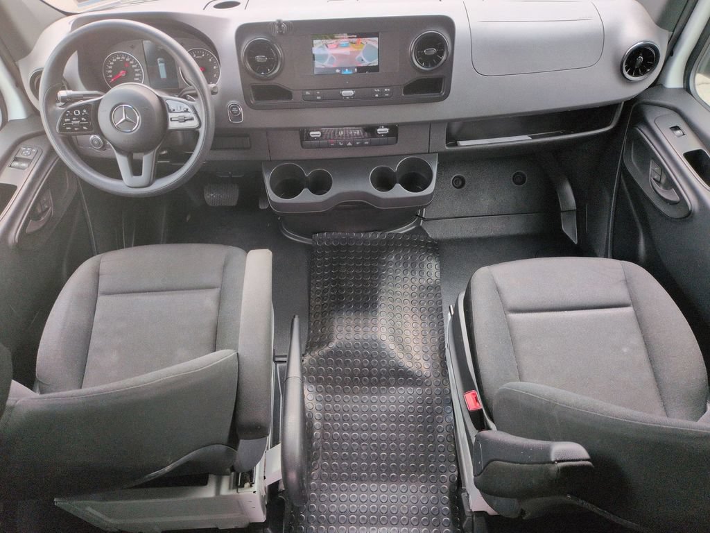 Used 2023 Mercedes-Benz Sprinter 2500 image 15