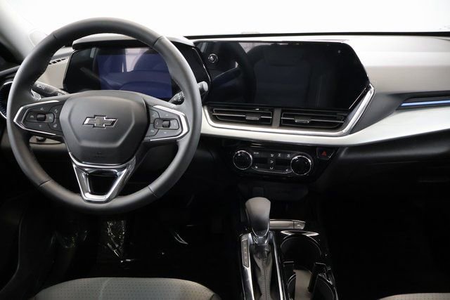 New 2026 Chevrolet Trax LT FWD image 12