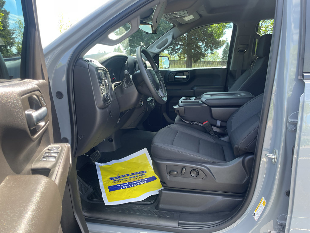 Used 2024 Chevrolet Silverado 1500 Custom Trail Boss w/ Turbomax Blackout Package image 25