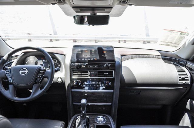 Used 2023 Nissan Armada Platinum w/ Captain's Chairs Package image 10