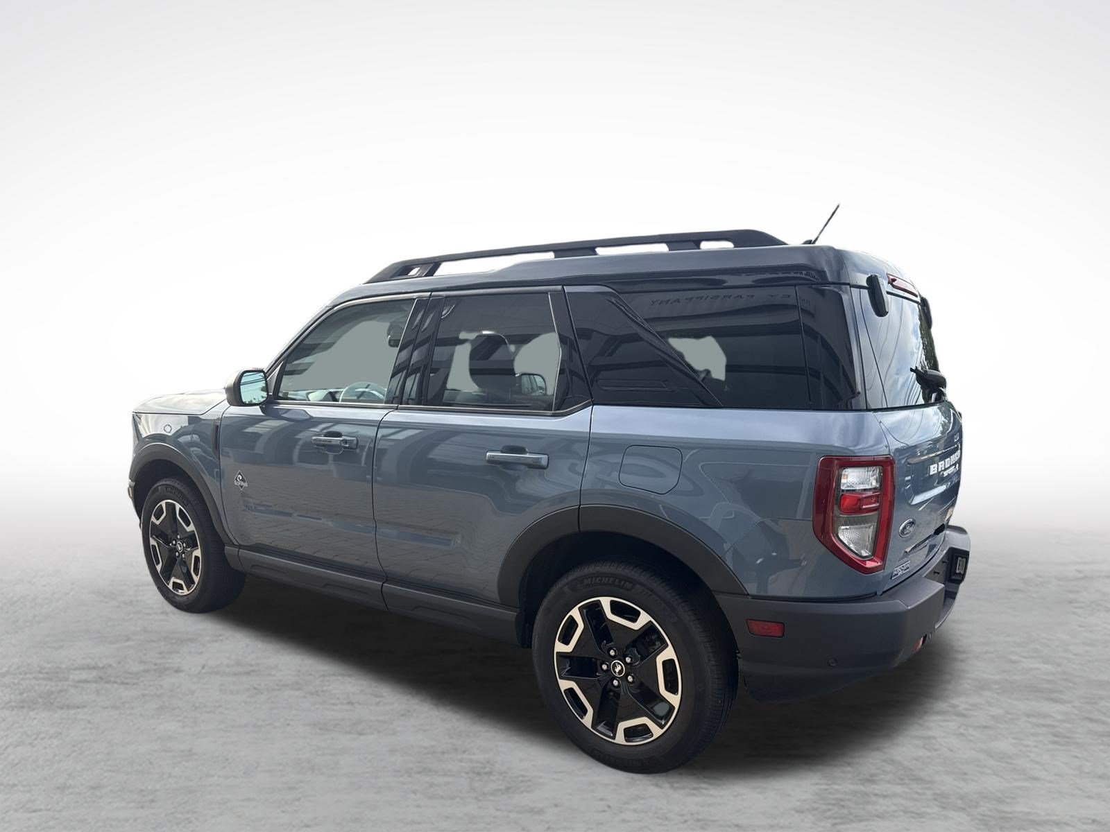 Used 2024 Ford Bronco Sport Outer Banks w/ Tech Package AWD/4WD image 3