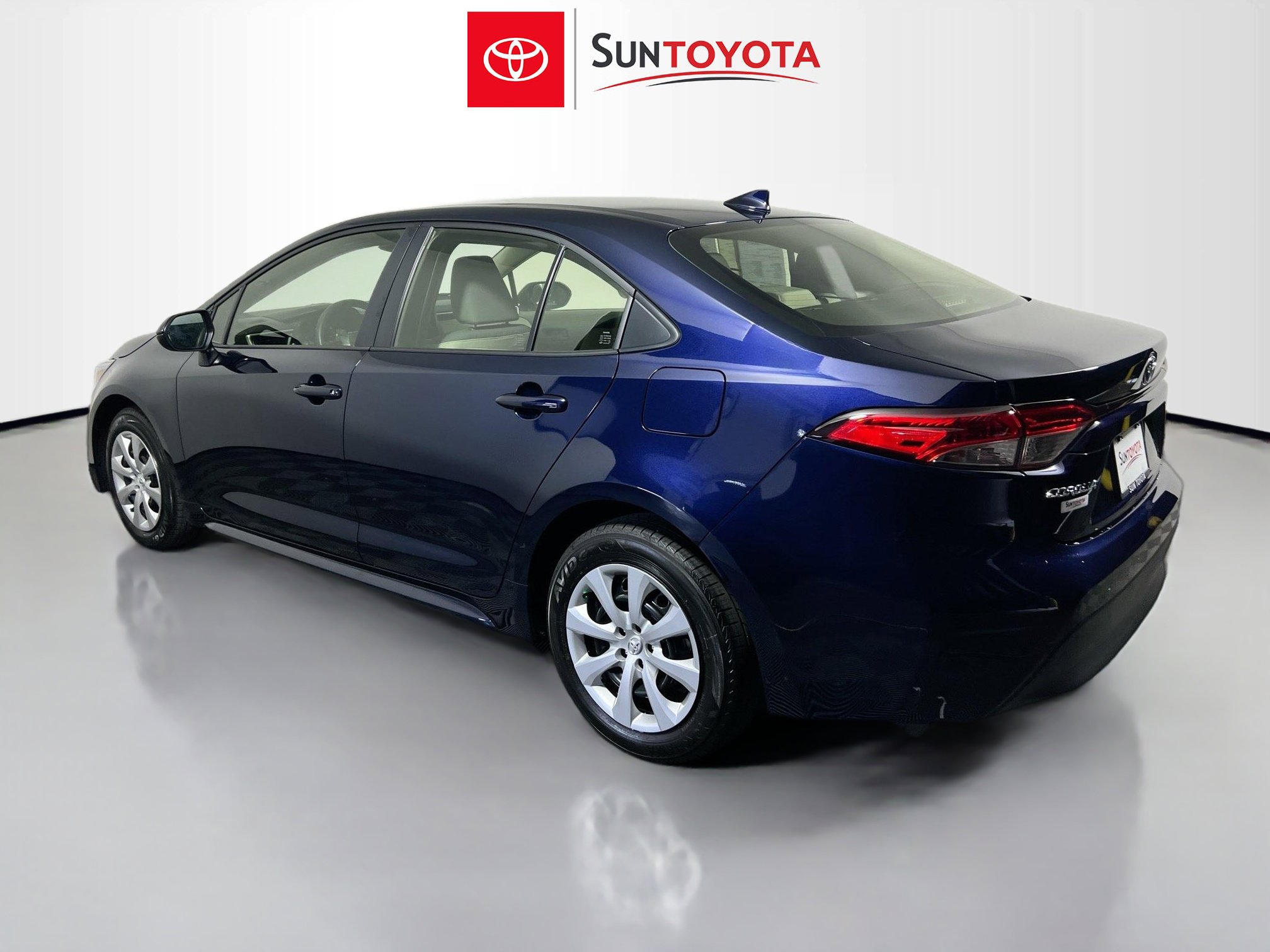 Used 2025 Toyota Corolla LE w/ Convenience Package FWD image 6