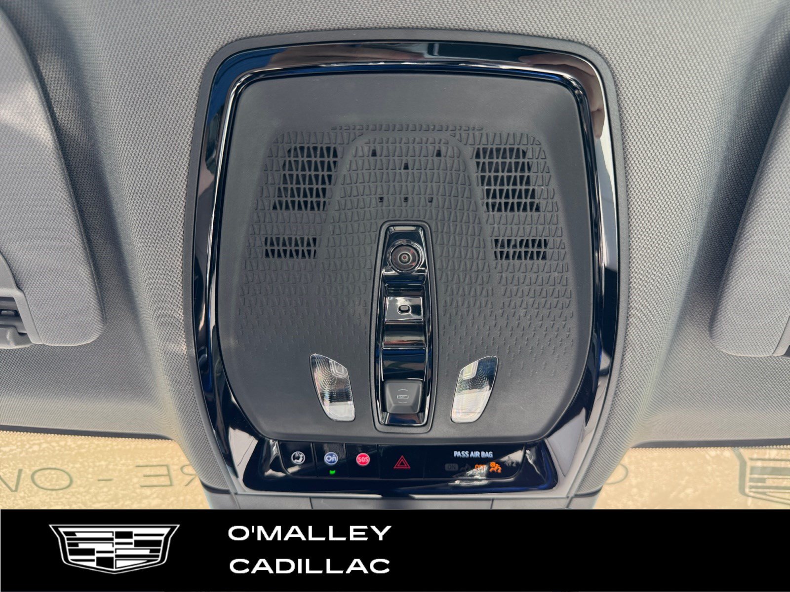 Certified 2026 Cadillac Optiq Luxury 1 w/ LPO, Floor Liner Package AWD/4WD image 24