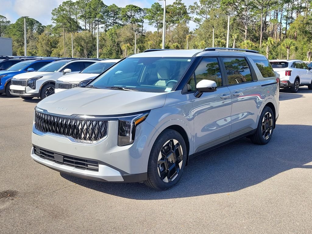 New 2026 Kia Carnival EX FWD image 3