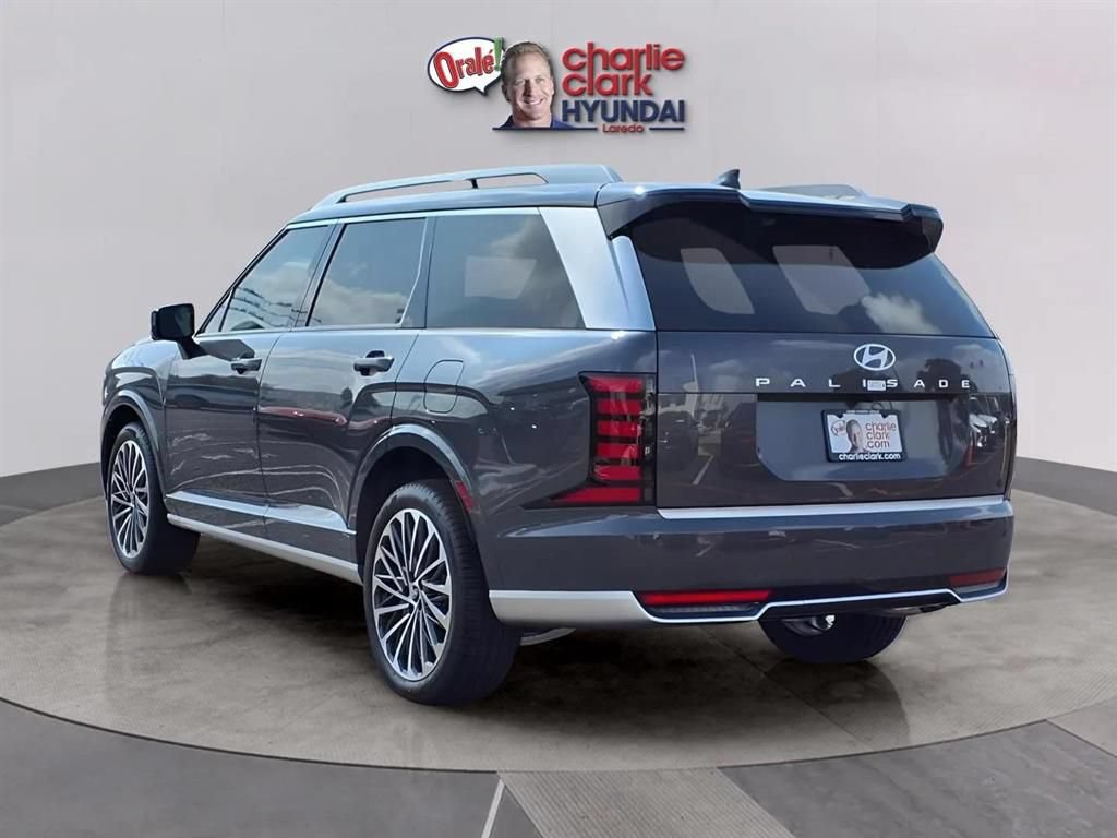 New 2026 Hyundai Palisade Calligraphy FWD image 3