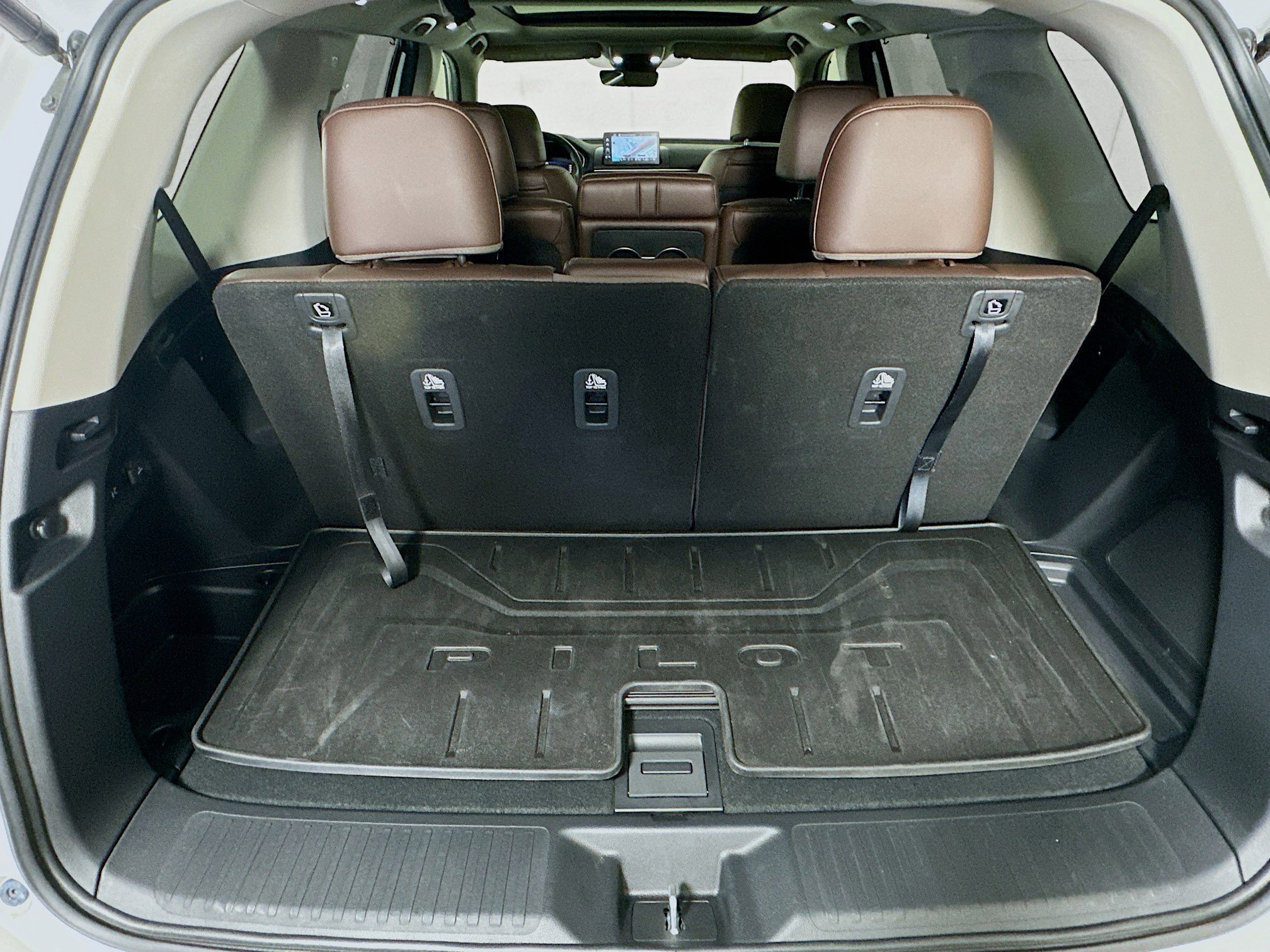 Used 2025 Honda Pilot Elite image 30