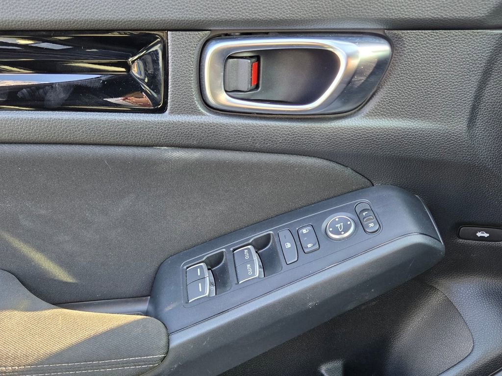 Certified 2025 Honda Civic Sport Touring image 30