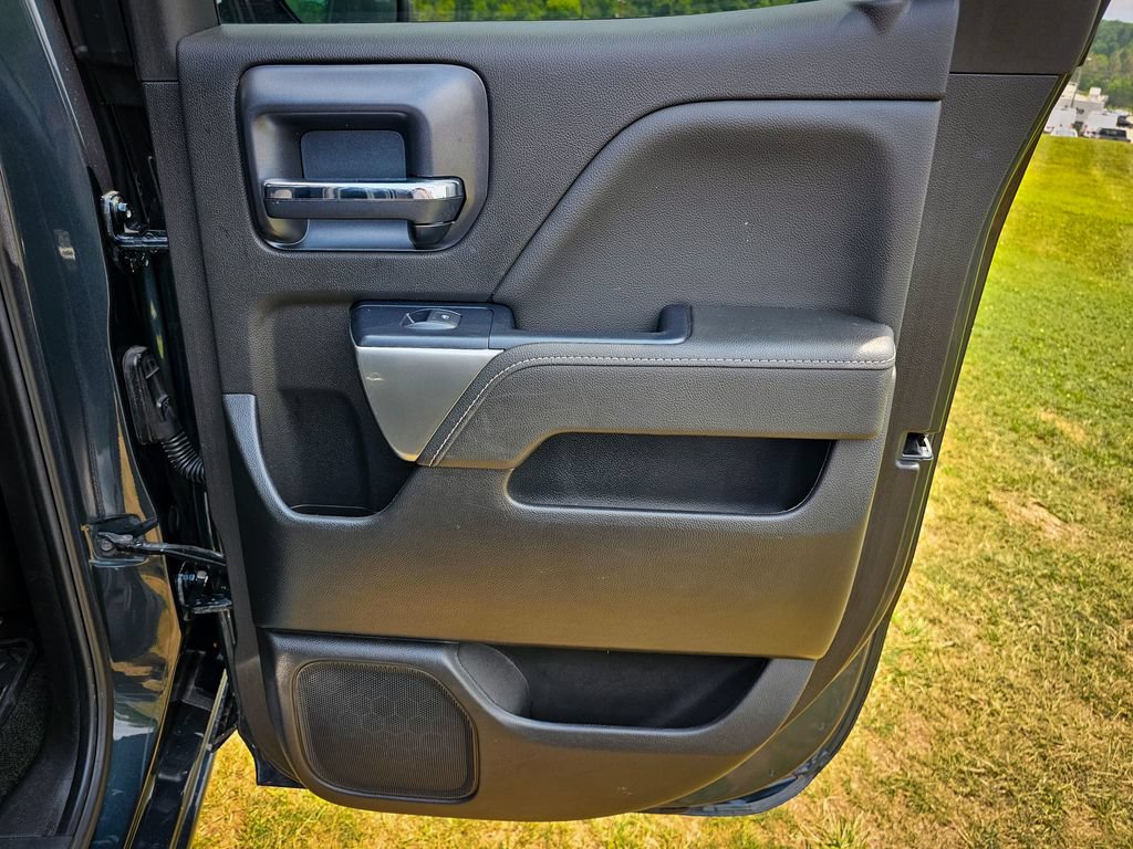 Used 2018 Chevrolet Silverado 1500 LT w/ All Star Edition AWD/4WD image 35