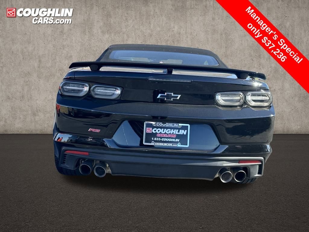 Used 2022 Chevrolet Camaro LT w/ RS Package image 8
