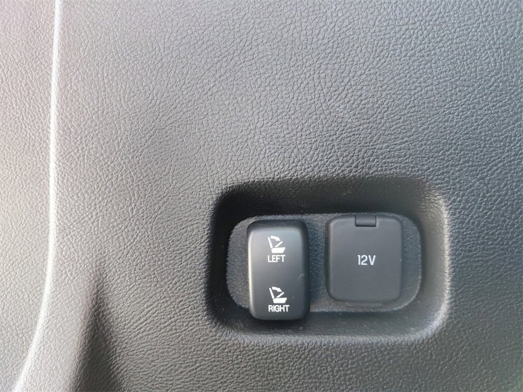 Used 2024 Ford Edge Titanium image 31