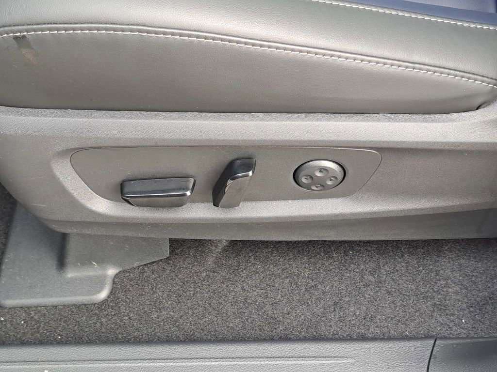 Certified 2026 INFINITI QX60 Sport w/ Dark Cargo Package image 12