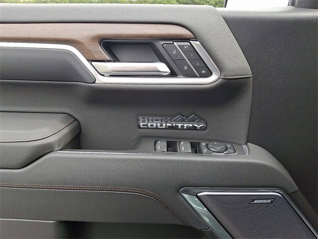 New 2026 Chevrolet Silverado 1500 High Country w/ Midnight Edition image 9