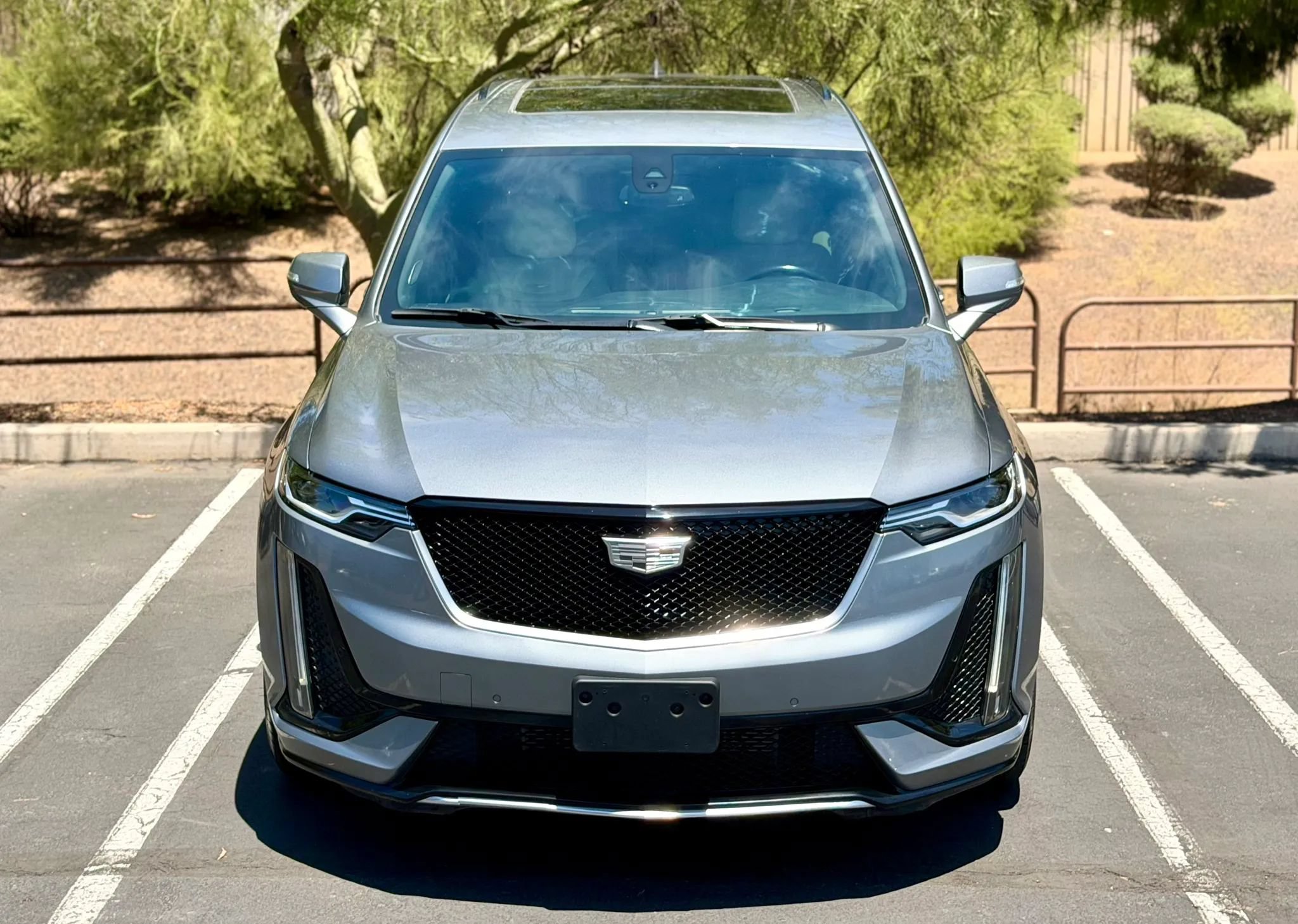 Used 2021 Cadillac XT6 Sport AWD/4WD image 2
