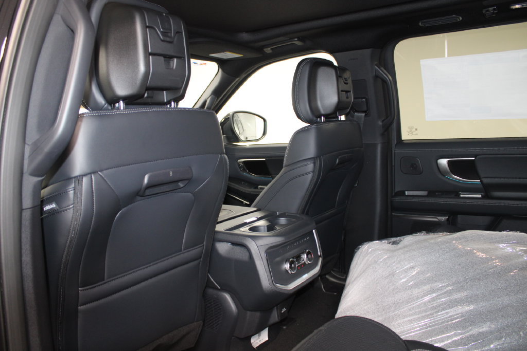 New 2027 Ford Expedition Max Platinum w/ Stealth Appearance Package AWD/4WD image 18