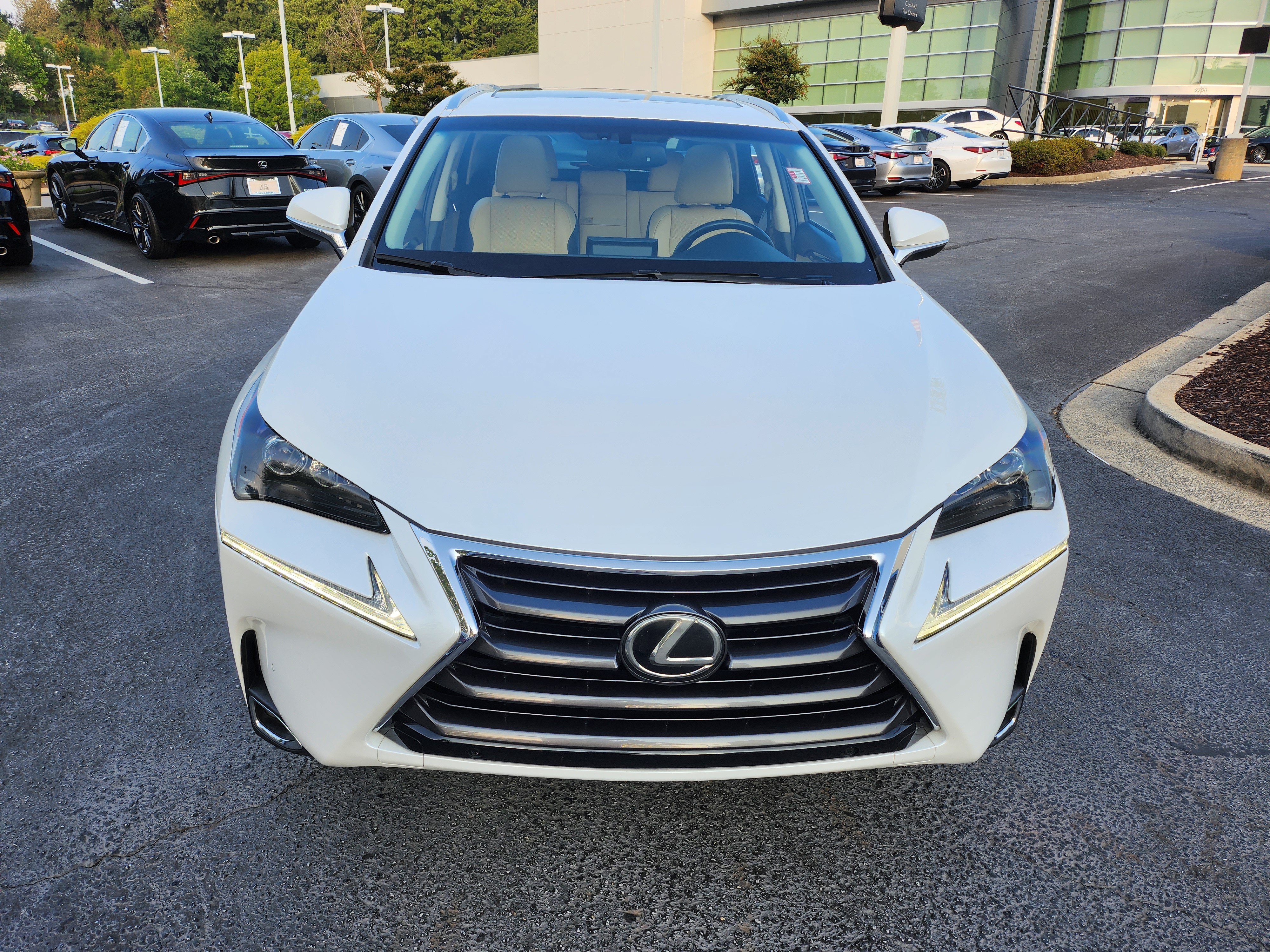 Used 2016 Lexus NX 200t FWD w/ Luxury Package image 8