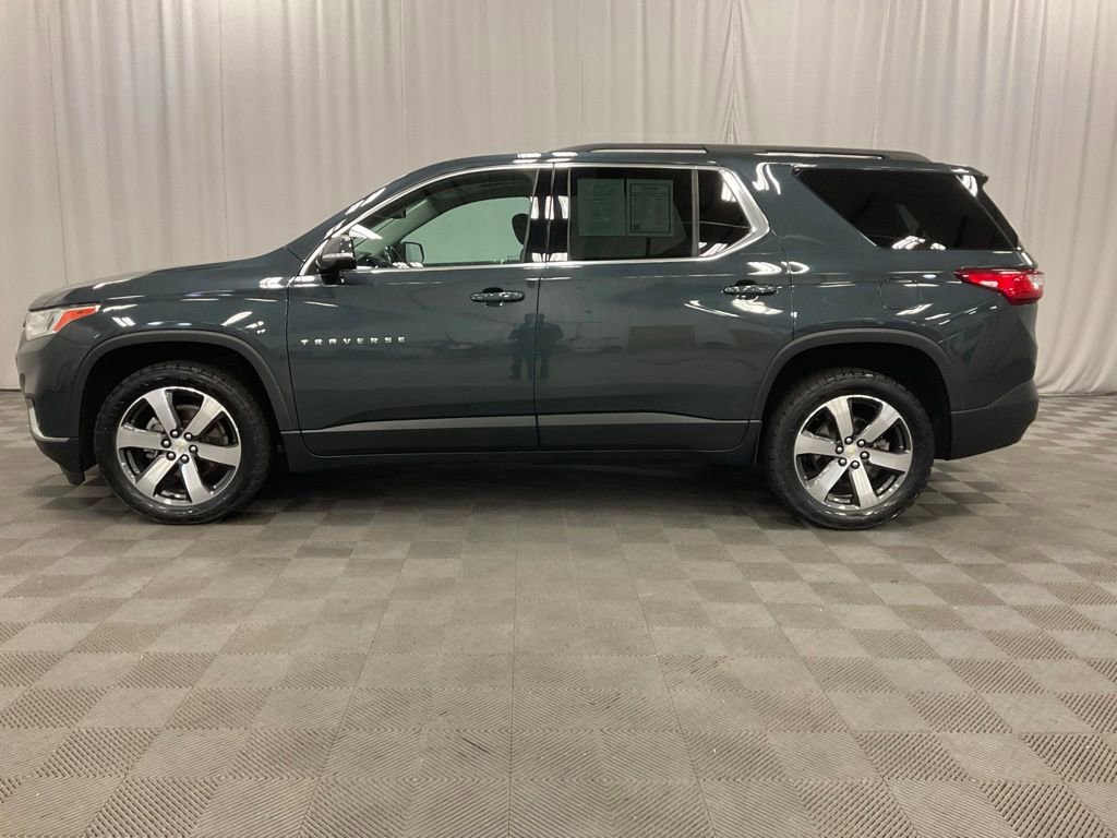 Used 2019 Chevrolet Traverse LT w/ LT Premium Package AWD/4WD image 15