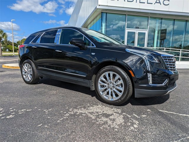 Used 2017 Cadillac XT5 Platinum w/ Driver Assist Package