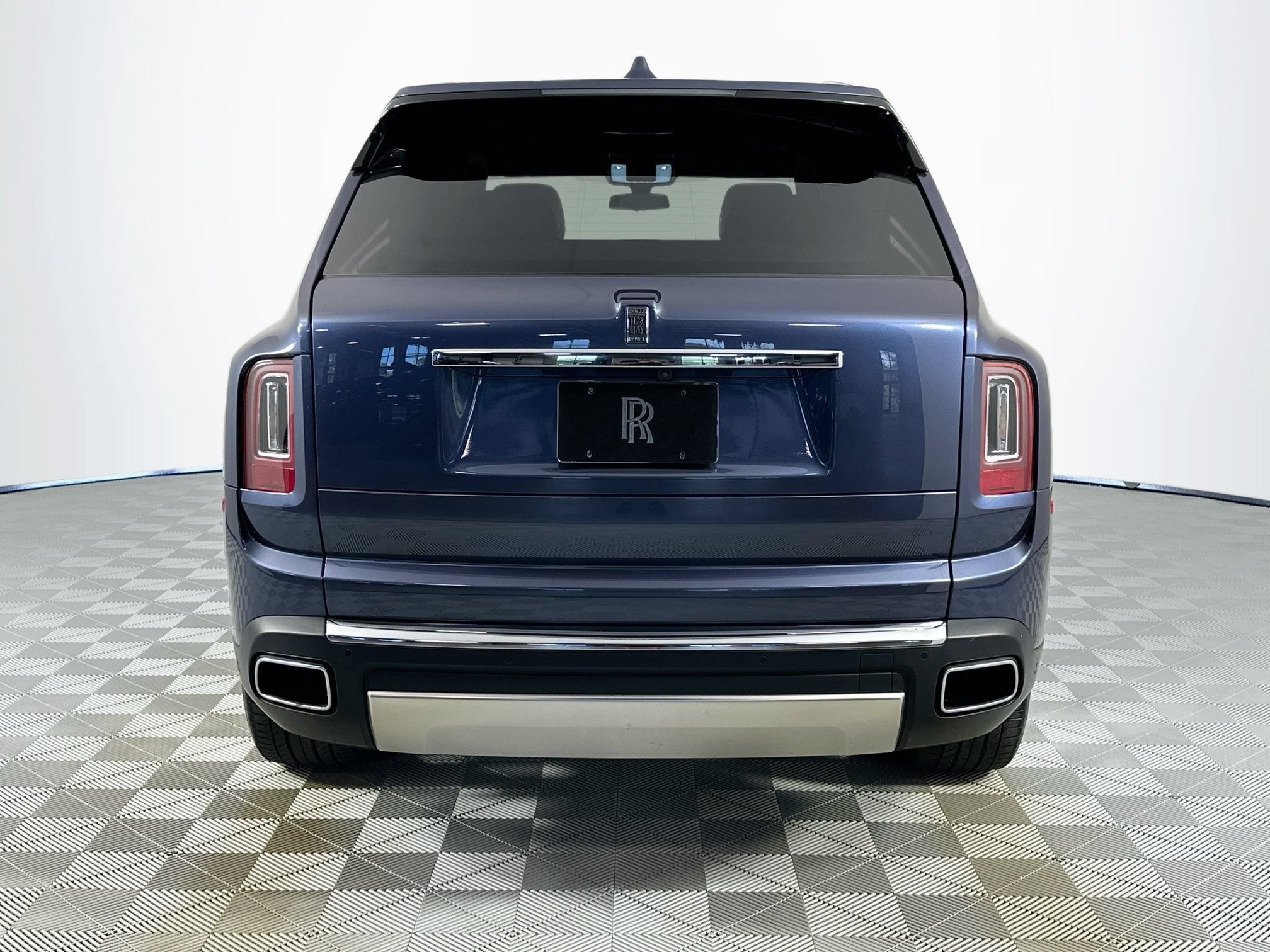 Certified 2019 Rolls-Royce Cullinan AWD/4WD image 9