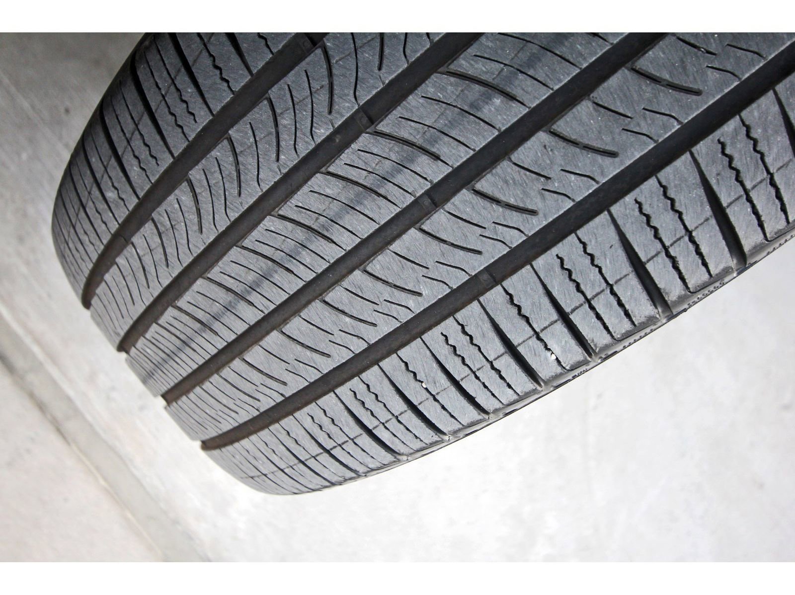 Used 2024 Hyundai Santa Fe Limited image 32