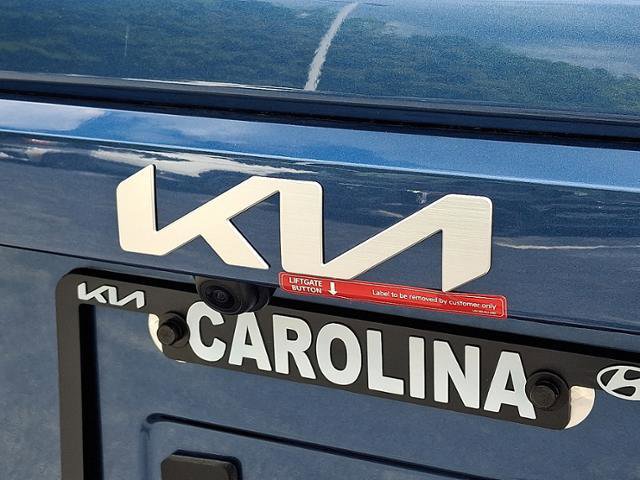 New 2025 Kia Niro EX Touring image 7