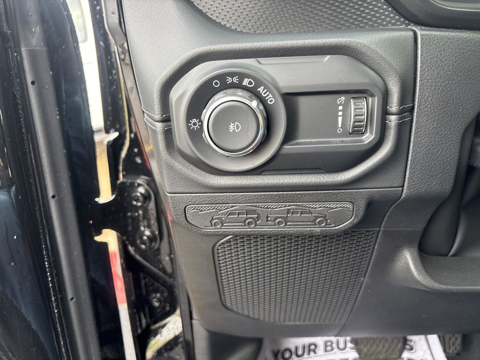 Used 2024 Jeep Wrangler Unlimited Rubicon 392 AWD/4WD image 19