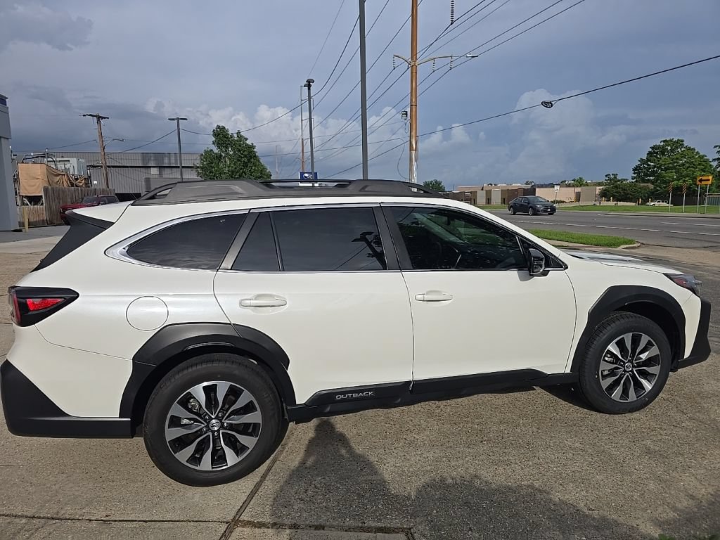 Used 2024 Subaru Outback Limited XT AWD/4WD image 4
