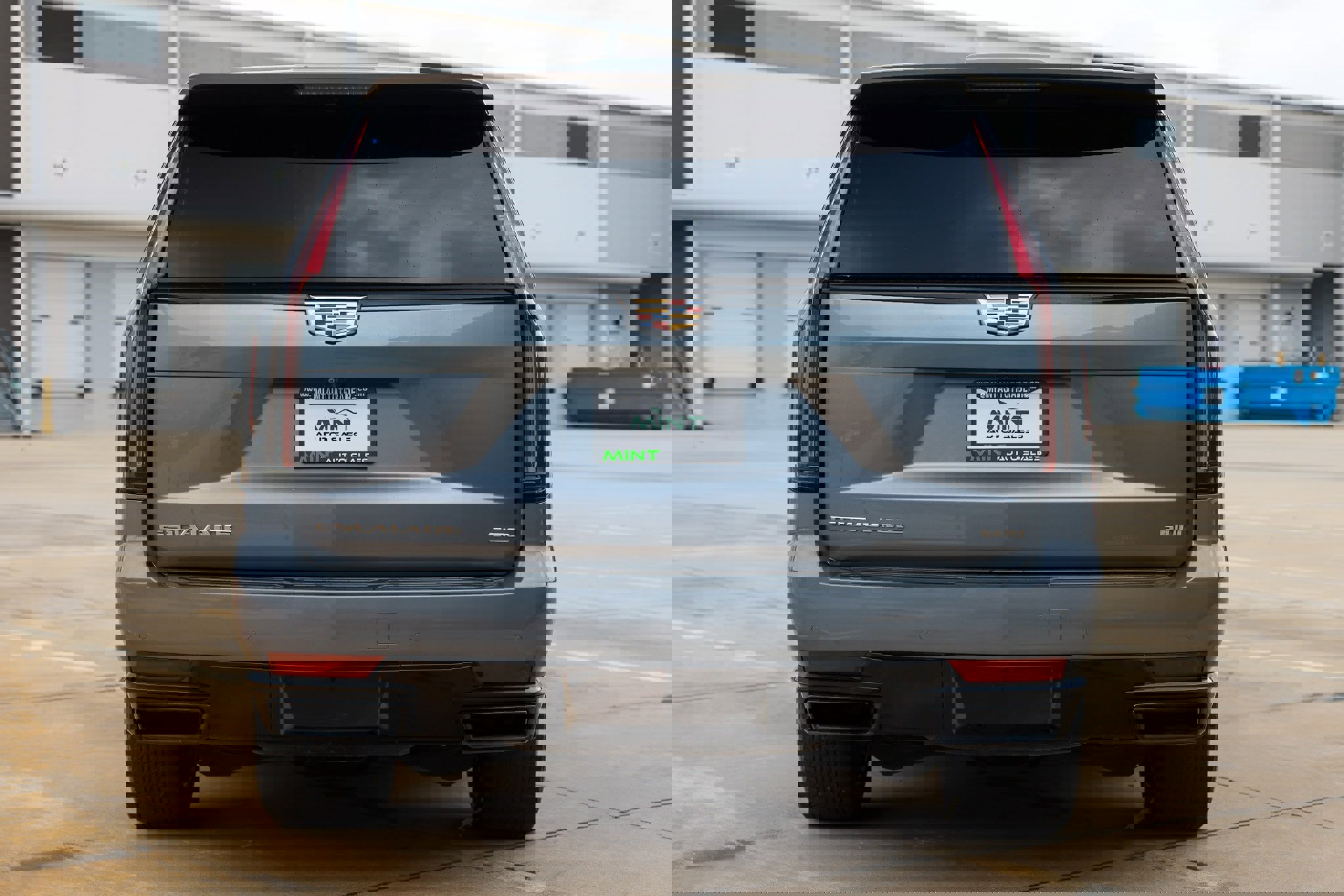 Used 2021 Cadillac Escalade Sport Platinum image 11