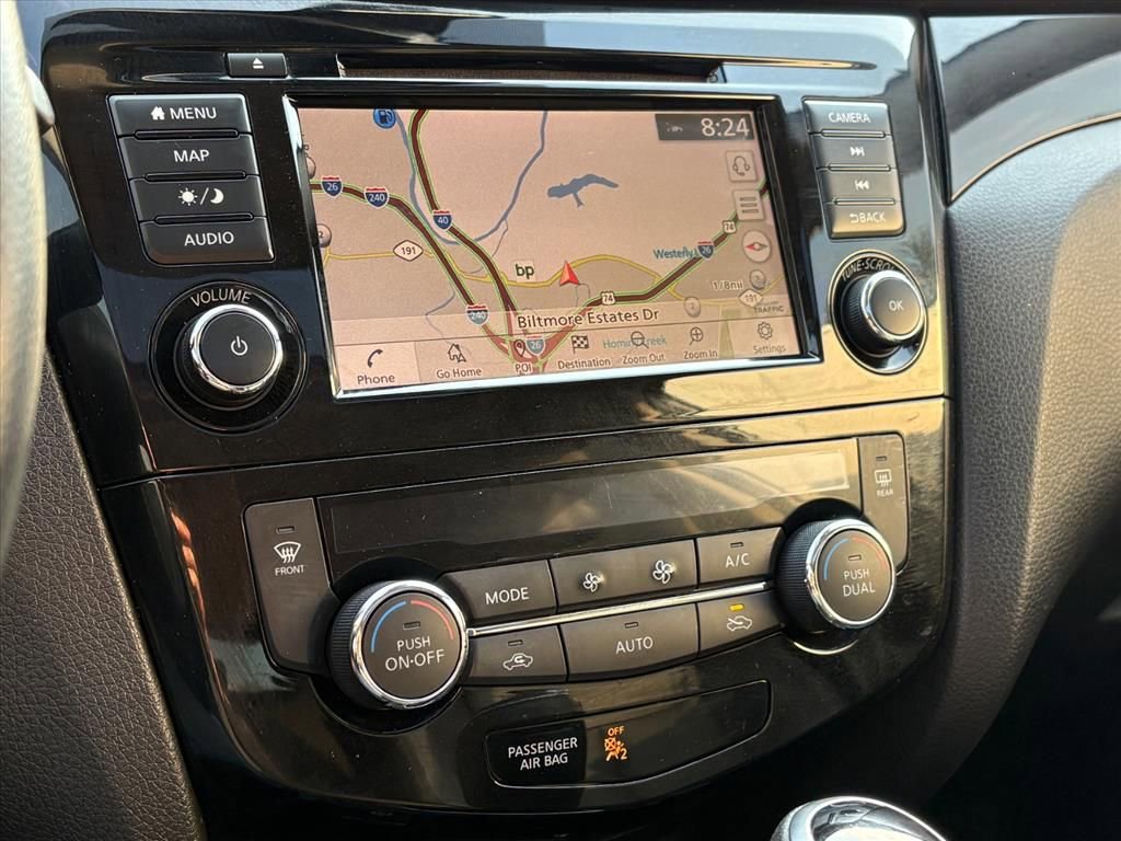 Used 2022 Nissan Rogue Sport SL w/ Premium Package image 10