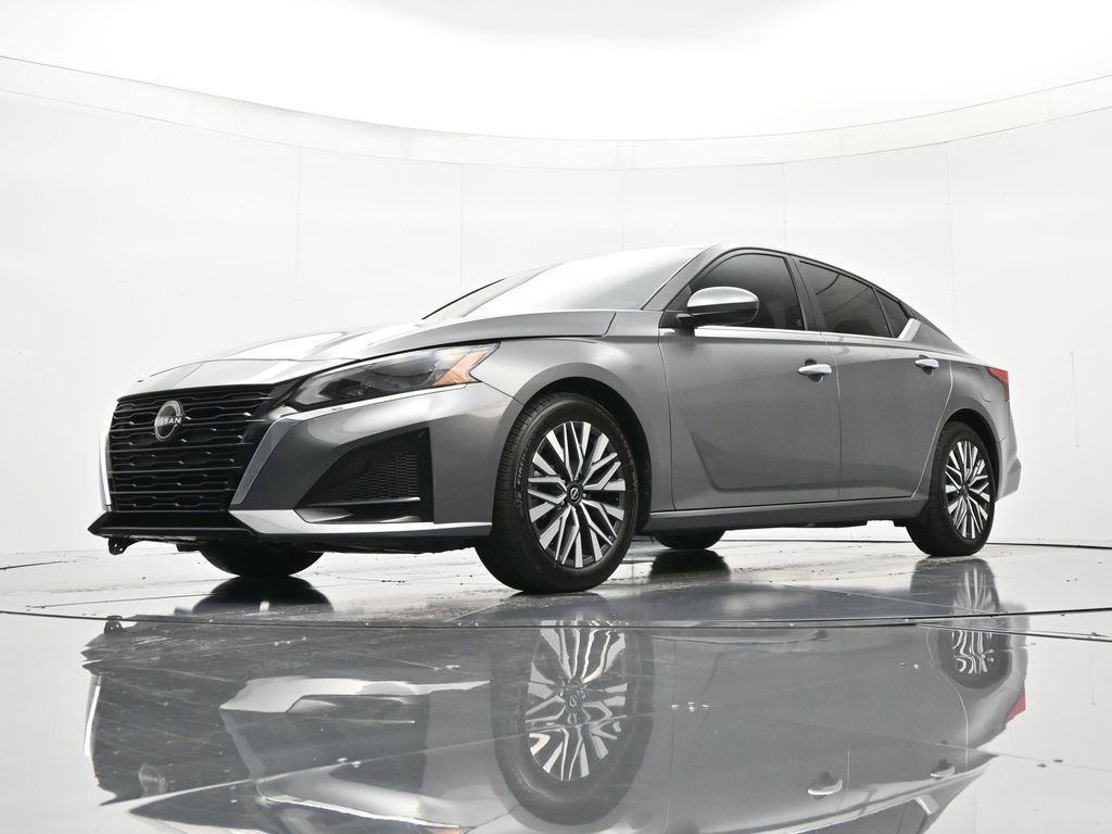 Used 2023 Nissan Altima 2.5 SV image 36