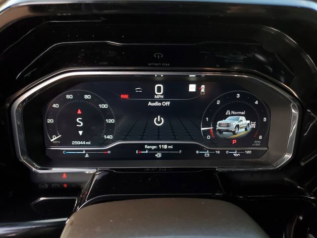 Used 2023 GMC Sierra 1500 SLT w/ SLT Premium Plus Package AWD/4WD image 32