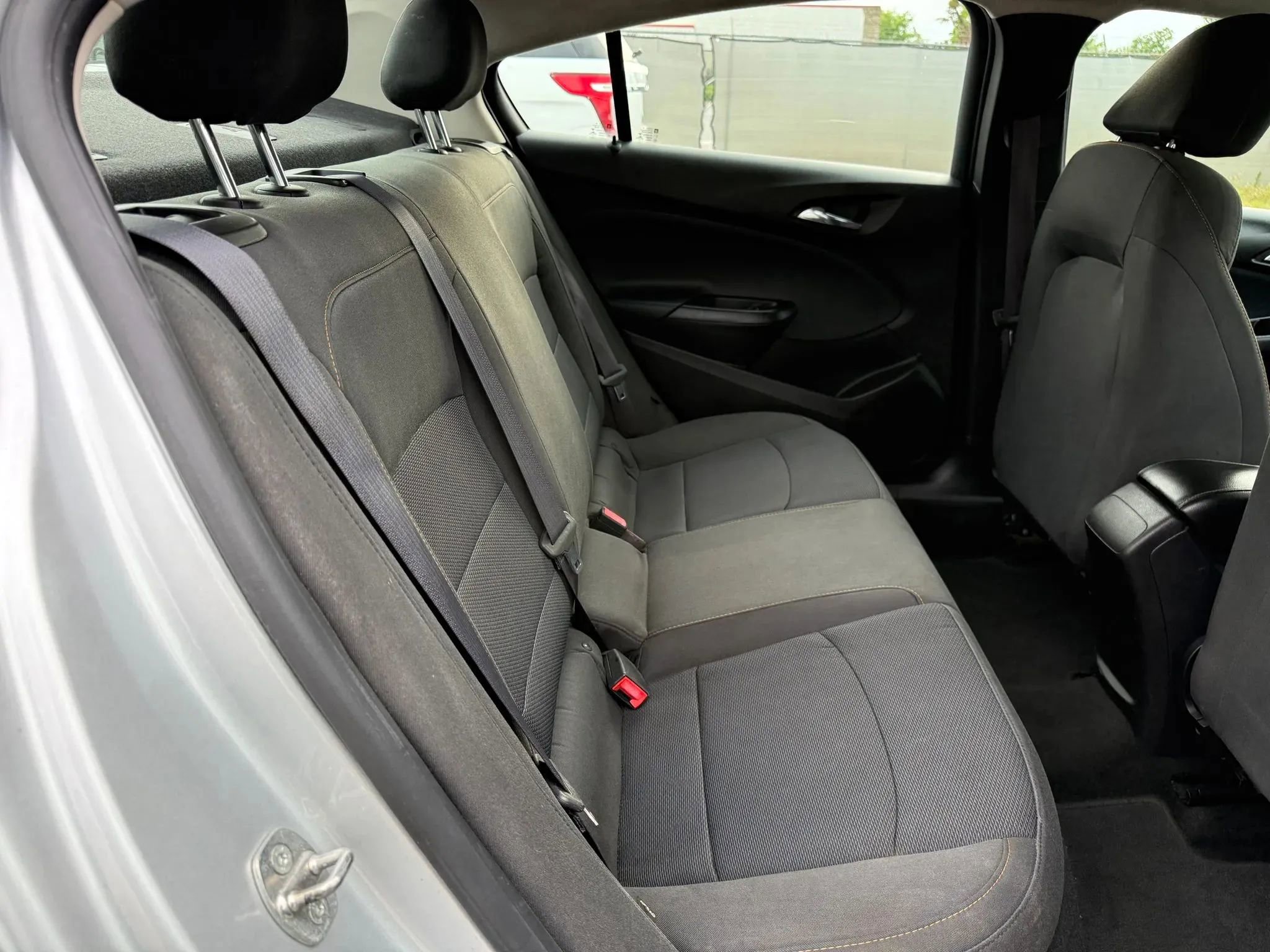 Used 2017 Chevrolet Cruze LS FWD image 20