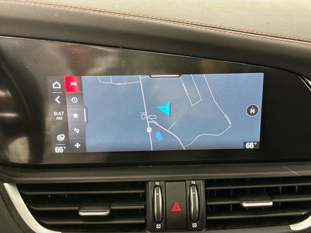 Used 2023 Alfa Romeo Giulia Estrema AWD/4WD image 17