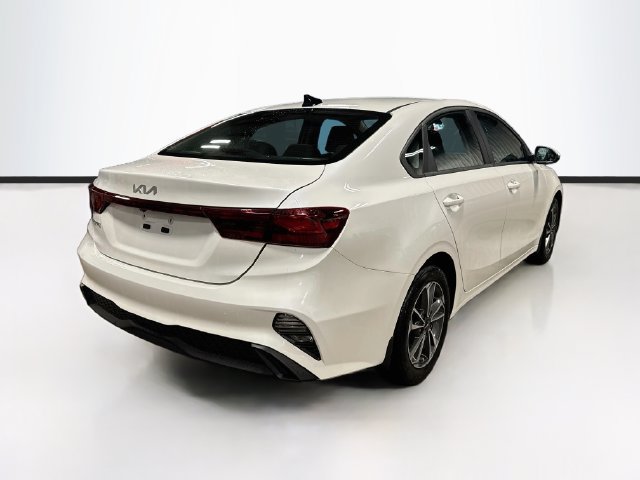 Certified 2023 Kia Forte LXS w/ LXS Technology Package FWD image 7