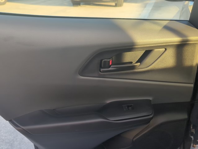 Certified 2024 Toyota Prius LE image 22