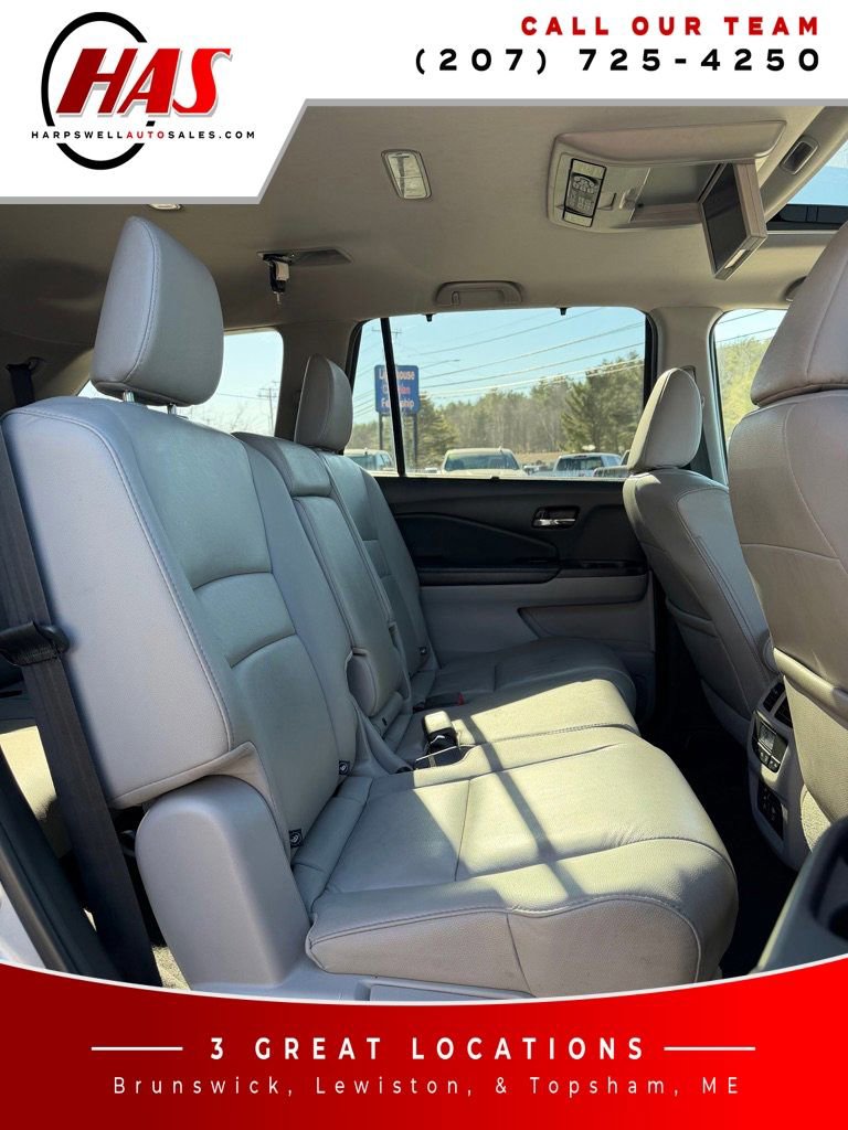 Used 2017 Honda Pilot Touring image 14
